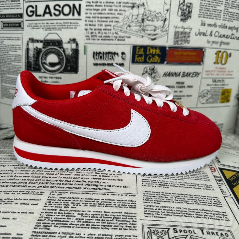 Nike Cortez VNTG NA Suede University Red White HQ5950-657 Women Size 6.5